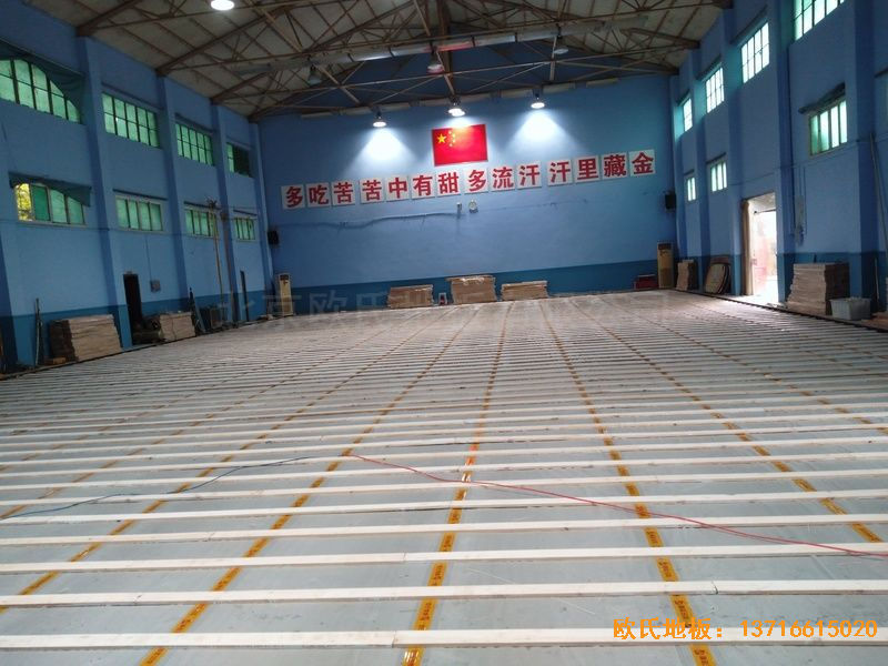 湖北武汉新华路体育场羽毛球馆运动木地板铺装案例