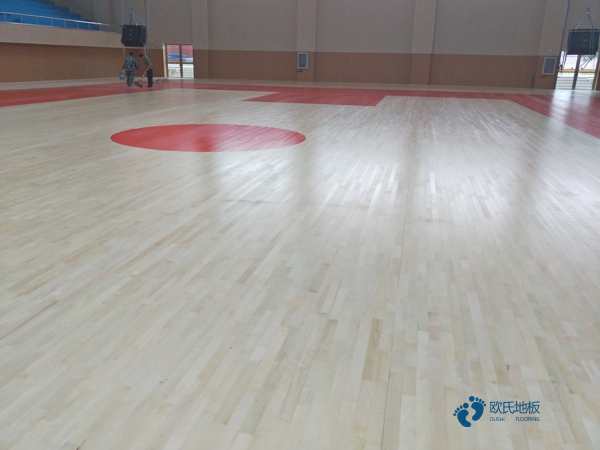 松木篮球木地板环保