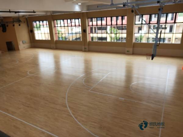 国标篮球场馆木地板安装公司