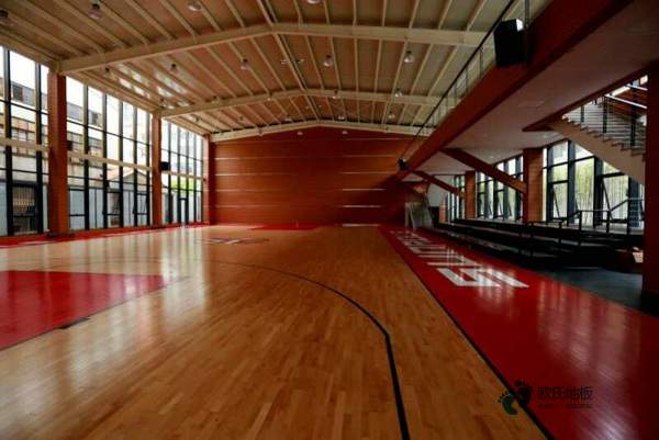 篮球运动木地板拆装2