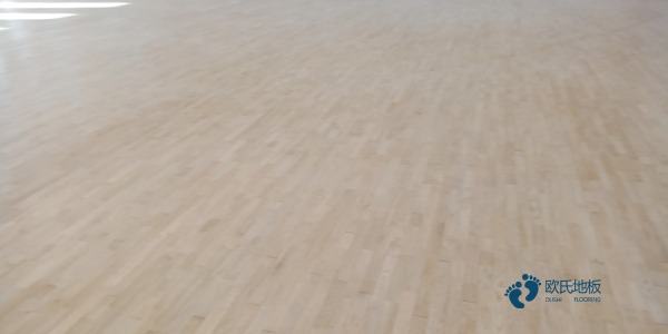板式龙骨体育馆木地板1