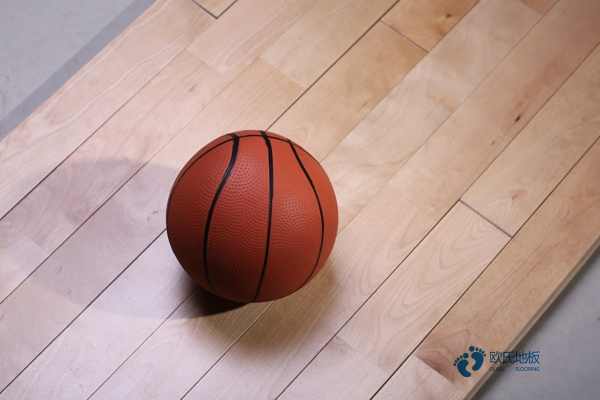 定制运动篮球木地板一般多少钱