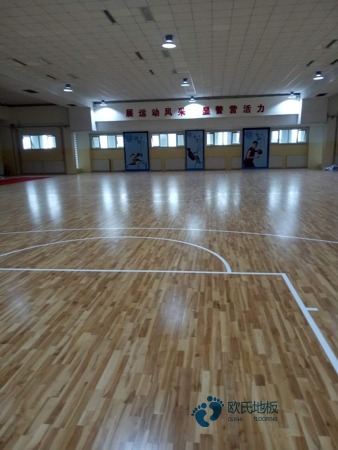 国产篮球场馆地板施工步骤2