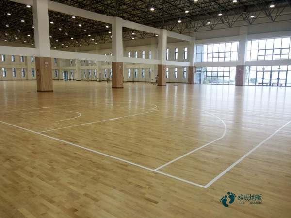 学校篮球馆木地板工艺流程3